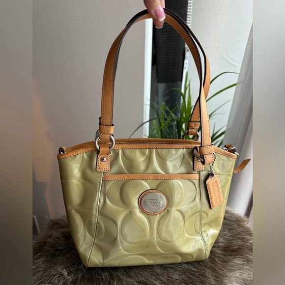 coach vintage customizable crossbody or shoulder bag!! - Picture 1 of 14